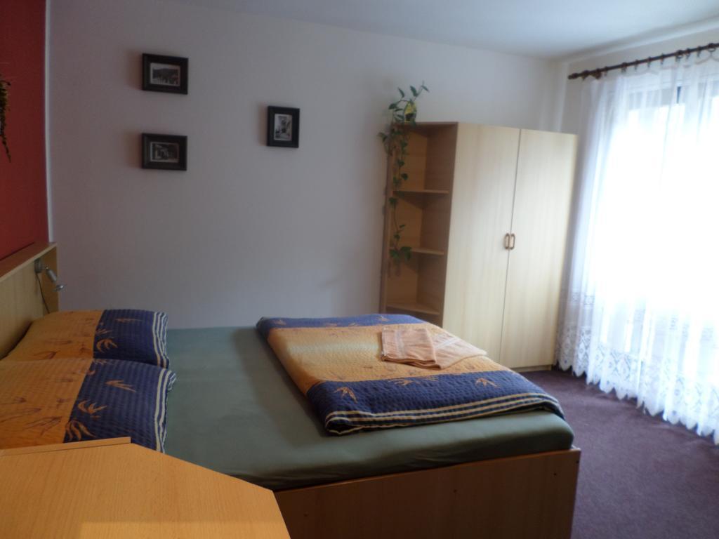 Penzion V Budech Křivoklát Cameră foto